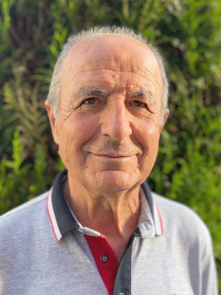 Caro Professore. Scritti e lettere dal mondo dell’adolescenza ad un improbabile adulto